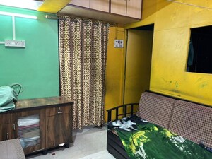 Bedroom in 1 BHK Apartment at Vakola – for Rent