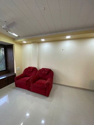 Furnished Amenities in 1 BHK Apartment at Vakola – for Rent