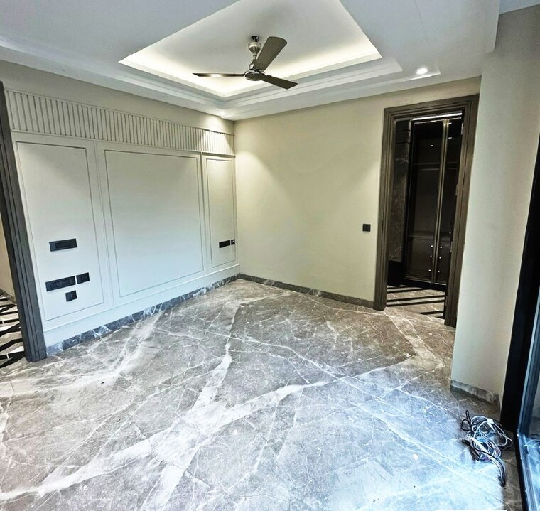 Room, gulmohar park 4 Bedroom 2701 Sq.Ft. Builder Floor In Gulmohar Park Delhi 9800793