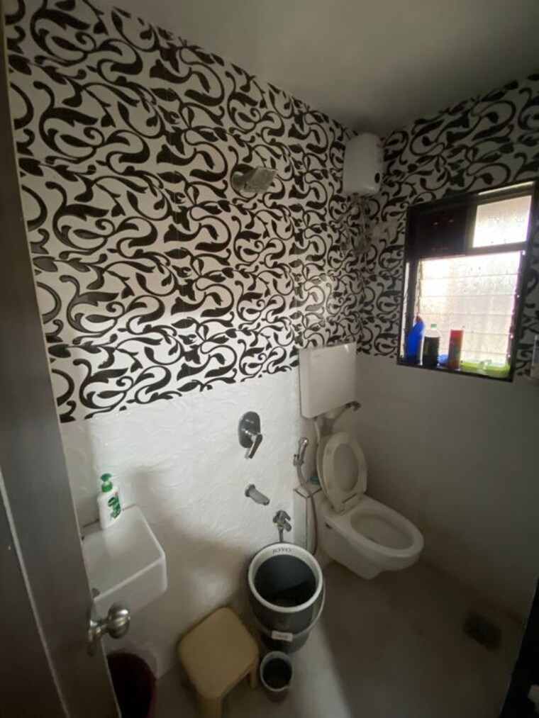 Bathroom, kalina 1 Bedroom 500 Sq.Ft. Apartment In Kalina Mumbai 9800803