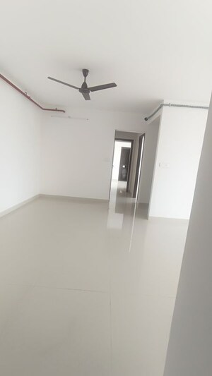 Room in 2 BHK Apartment at Sunteck City Avenue 1, Goregaon West – for Rent
