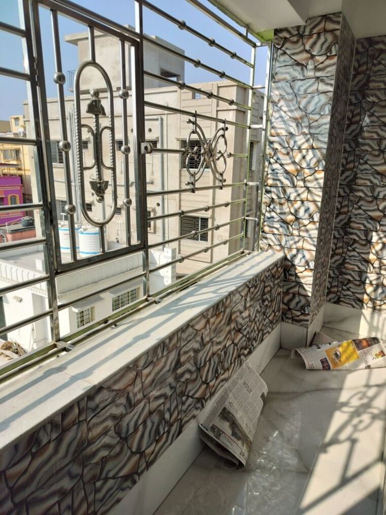 Balcony, agarpara 2 Bedroom 800 Sq.Ft. Apartment In Agarpara Kolkata 9800810