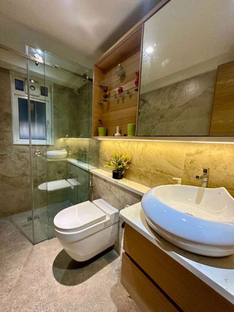 Bathroom, rustomjee-9-jvpd 4 Bedroom 3000 Sq.Ft. Apartment In Juhu Mumbai 9800830