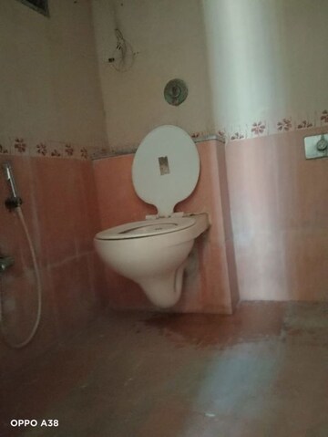 Bathroom in 2 BHK Apartment at Andheri West – for Sale