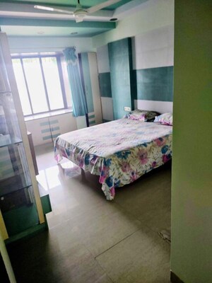 Bedroom in 2 BHK Apartment at Andheri West – for Sale