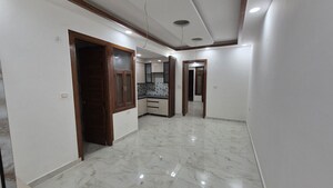 Room in 2 BHK Builder Floor at Sector 107 – for Sale