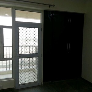 2.5 BHK Apartment For Rent in Gaur City 2 - 16th Avenue, Sector 16c Greater Noida