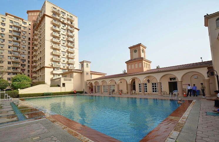 Exterior View, smart-world-orchard 3 Bedroom 1680 Sq.Ft. Apartment In Sector 61 Gurgaon 9800886