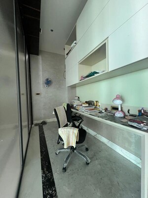 Team Area in 4 BHK Apartment at Ahuja Altus Towers, Worli – for Rent