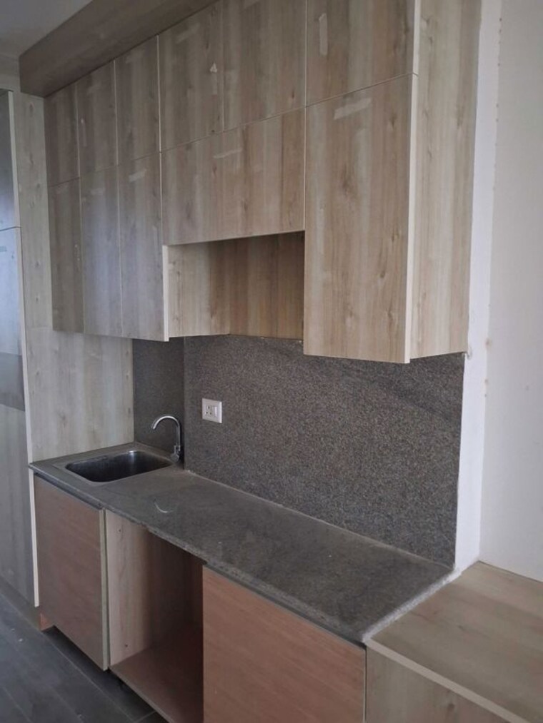 Kitchen, gaur-runway-suites Studio 460 Sq.Ft. Apartment In Gaur Yamuna City Greater Noida 9800887