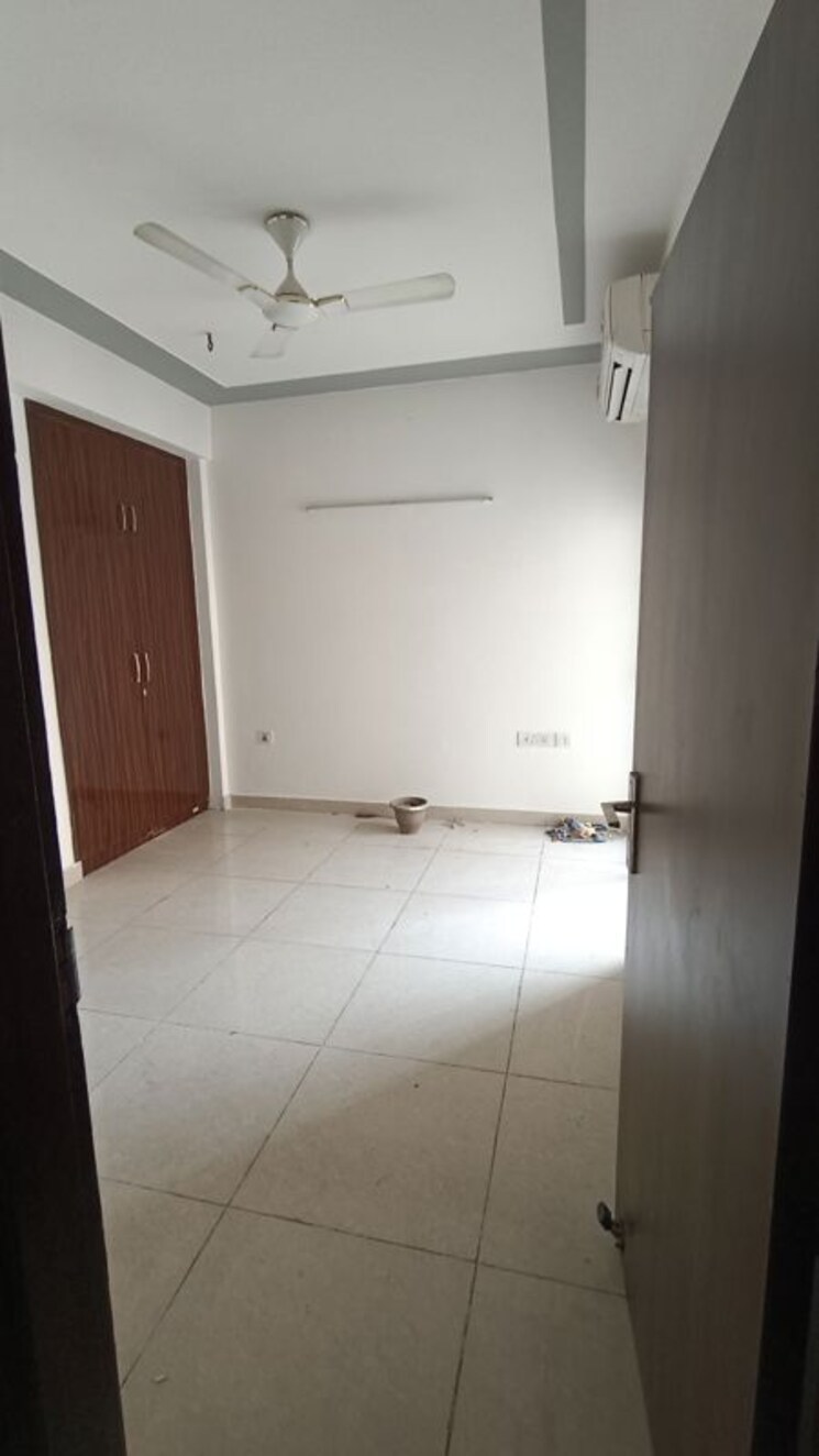 Room, ajnara-grand-heritage 2 Bedroom 984 Sq.Ft. Apartment In Sector 74 Noida 9800901