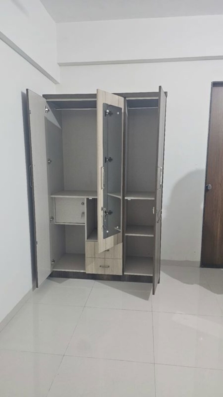 Master Bedroom, bhandup west 1 Bedroom 450 Sq.Ft. Apartment In Bhandup West Mumbai 9800906