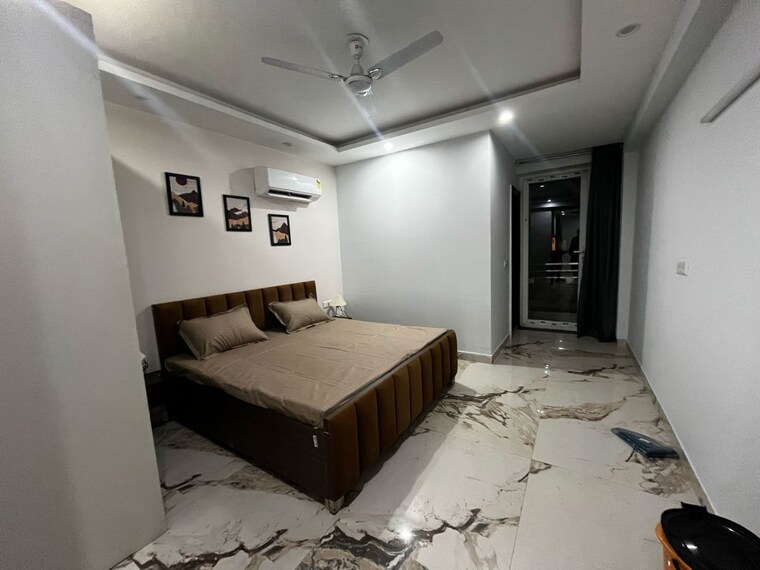 Living Room, dlf-exclusive-floors 2 Bedroom 1545 Sq.Ft. Builder Floor In Sector 53 Gurgaon 9800907