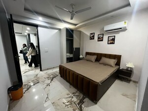 Team Area in 2 BHK Builder Floor at DLF Exclusive Floors, Sector 53 – for Rent