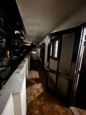 Balcony in 2 BHK Builder Floor at DLF Exclusive Floors, Sector 53 – for Rent