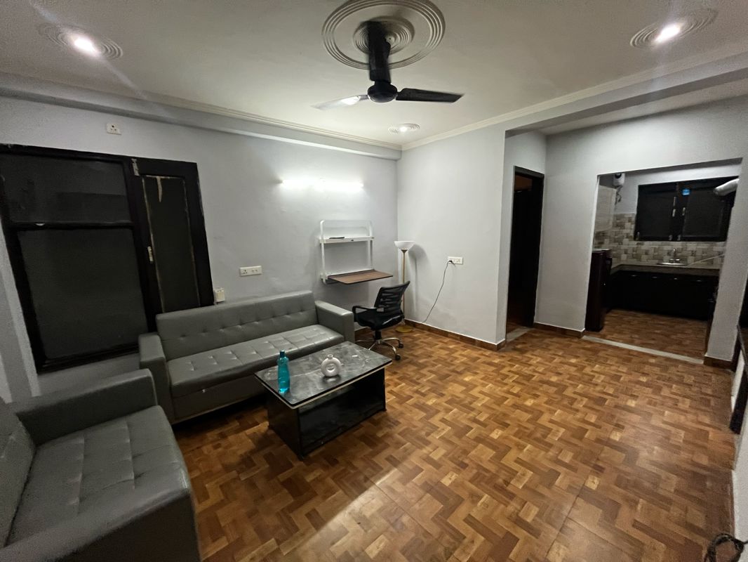 2 BHK + Study Room Builder Floor For Rent in DLF Exclusive Floors