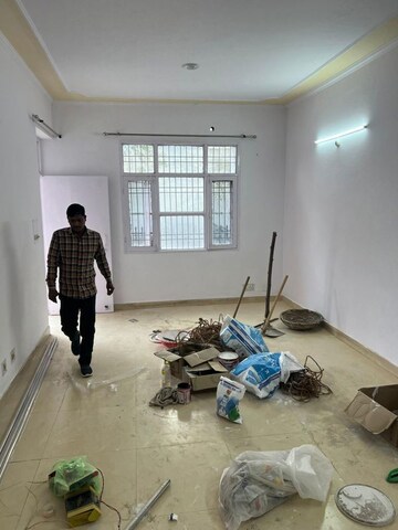 Living Room in 3 BHK Villa at Masarovar Yojna, Rajajipuram – for Sale