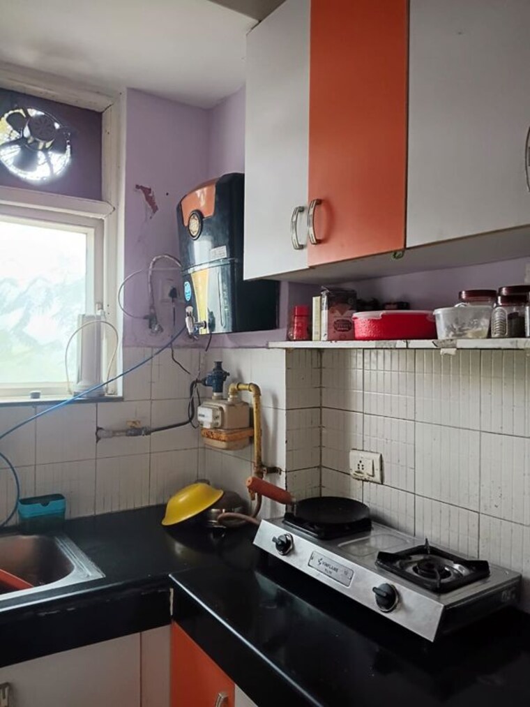Kitchen, aditya-celebrity-homes 1 Bedroom 550 Sq.Ft. Apartment In Sector 76 Noida 9800917