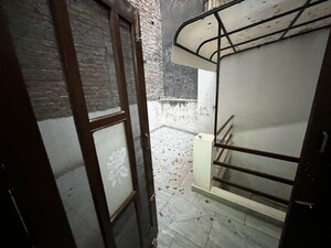 Staircase in 2 BHK Builder Floor at SS Mayfield Gardens, Mayfield Garden – for Rent