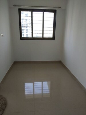 Room in 1 BHK Apartment at Bliss Kasa, Dadar West – for Rent