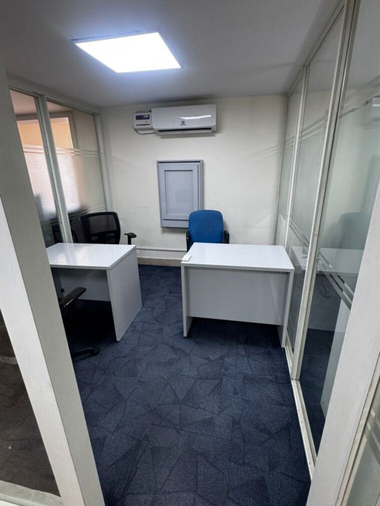 Team Area, sector 2 Commercial Office Space 850 Sq.Ft. In Sector 2 Noida 9800935