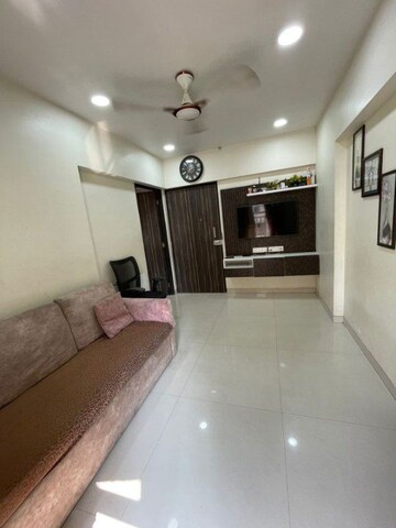 2 BHK Apartment For Rent in Chandiwala Pearl Harmony, Andheri West
