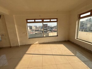 Room in 2 BHK Builder Floor at Sector 141 – for Rent