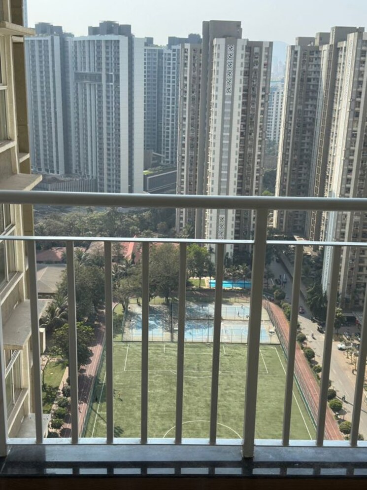 Gym, lodha-amara-tower-23 2 Bedroom 800 Sq.Ft. Apartment In Kolshet Road Thane 9800947