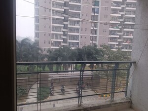 3.5 BHK Apartment For Rent in Amrapali Heartbeat City, Sector 107