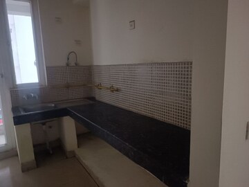 Kitchen in 3.5 BHK Apartment at Amrapali Heartbeat City, Sector 107 – for Rent