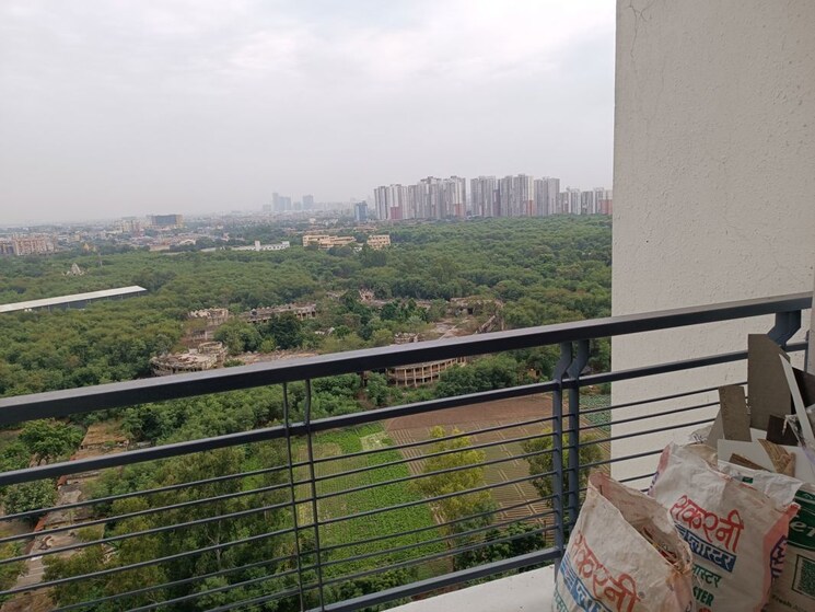 Balcony, amrapali-heartbeat-city 4 Bedroom 3235 Sq.Ft. Apartment In Sector 107 Noida 9800963