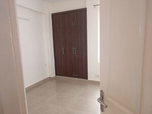 Room in 2 BHK Apartment at Amrapali Heartbeat City, Sector 107 – for Sale