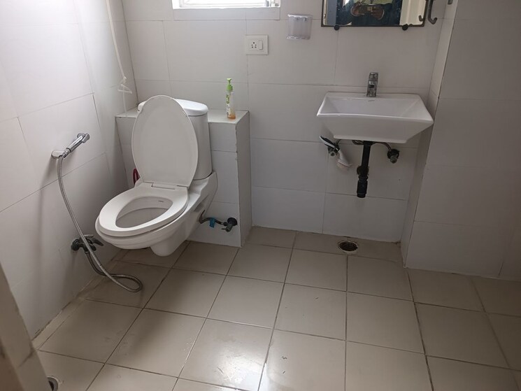 Bathroom, amrapali-heartbeat-city 2 Bedroom 1195 Sq.Ft. Apartment In Sector 107 Noida 9800965