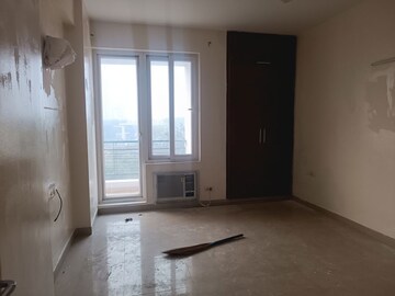 3 BHK Apartment For Sale in Amrapali Heartbeat City, Sector 107