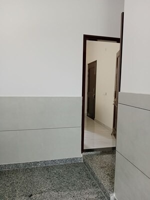 Room in 2 BHK Builder Floor at Huda – for Rent
