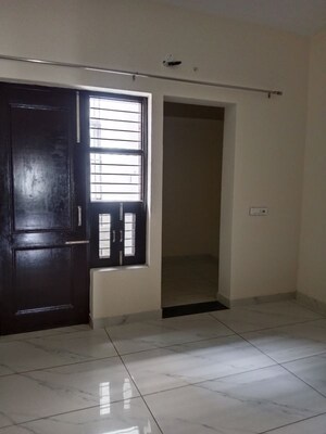 2 BHK Builder Floor For Rent in Huda