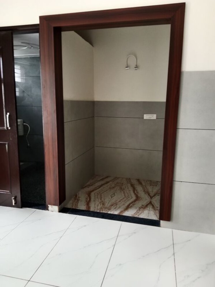 Bathroom, huda 2 Bedroom 1509 Sq.Ft. Builder Floor In Huda Panipat 9800983