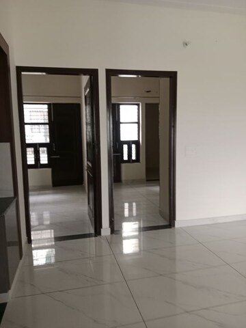 Room in 2 BHK Builder Floor at Huda – for Rent