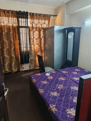 Bedroom in 2.5 BHK Apartment at Supertech 34 Pavilion, Sector 34 – for Rent