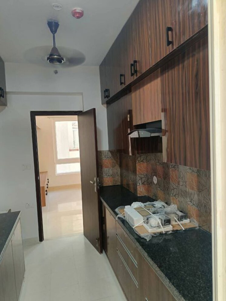 Kitchen, hero-homes-gurgaon 3 Bedroom 1689 Sq.Ft. Apartment In Sector 104 Gurgaon 9801006