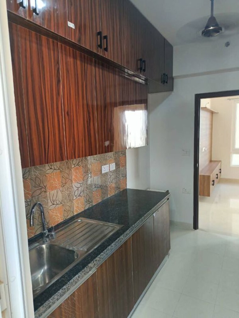 Kitchen, hero-homes-gurgaon 3 Bedroom 1689 Sq.Ft. Apartment In Sector 104 Gurgaon 9801017