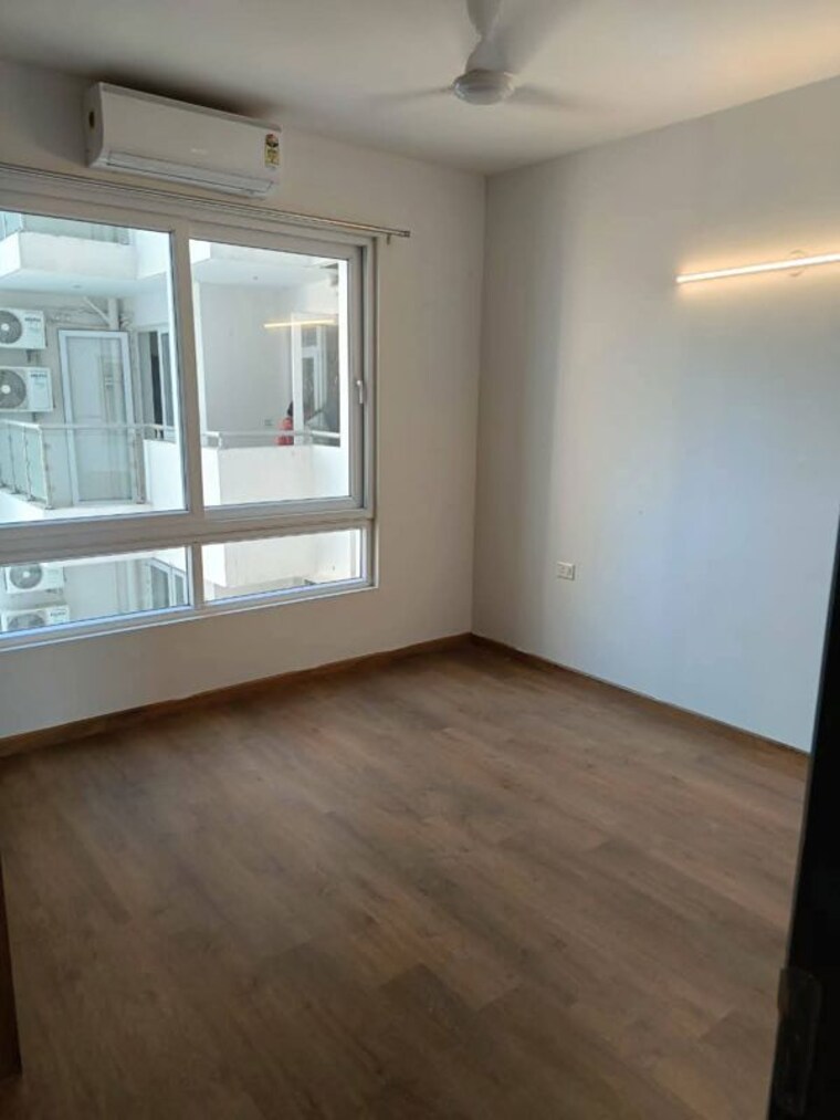 Room, hero-homes-gurgaon 3 Bedroom 1689 Sq.Ft. Apartment In Sector 104 Gurgaon 9801017