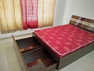 Bedroom in 3.5 BHK Apartment at Amanora Victory Towers, Hadapsar – for Sale