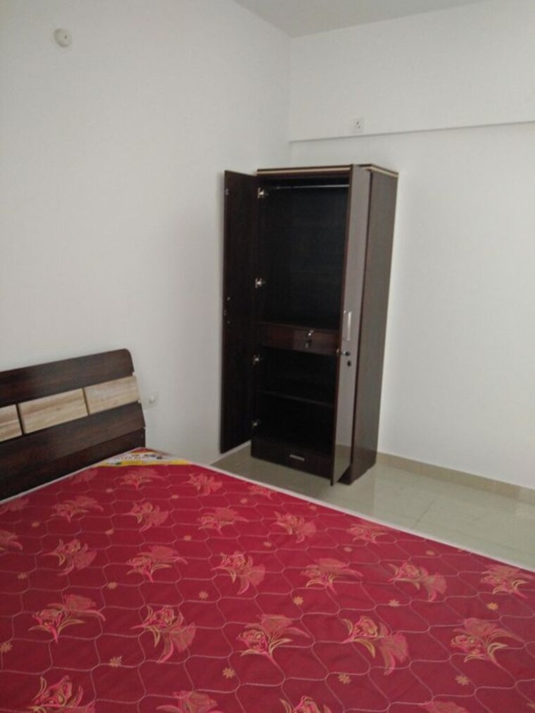 Bedroom, amanora-victory-towers 3.5 Bedroom 2000 Sq.Ft. Apartment In Hadapsar Pune 9801023