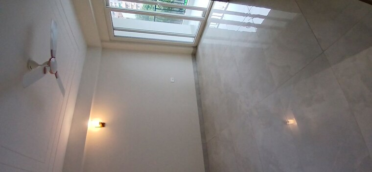 Balcony, sg-vista 4 Bedroom 2895 Sq.Ft. Apartment In Raj Nagar Extension Ghaziabad 9801027