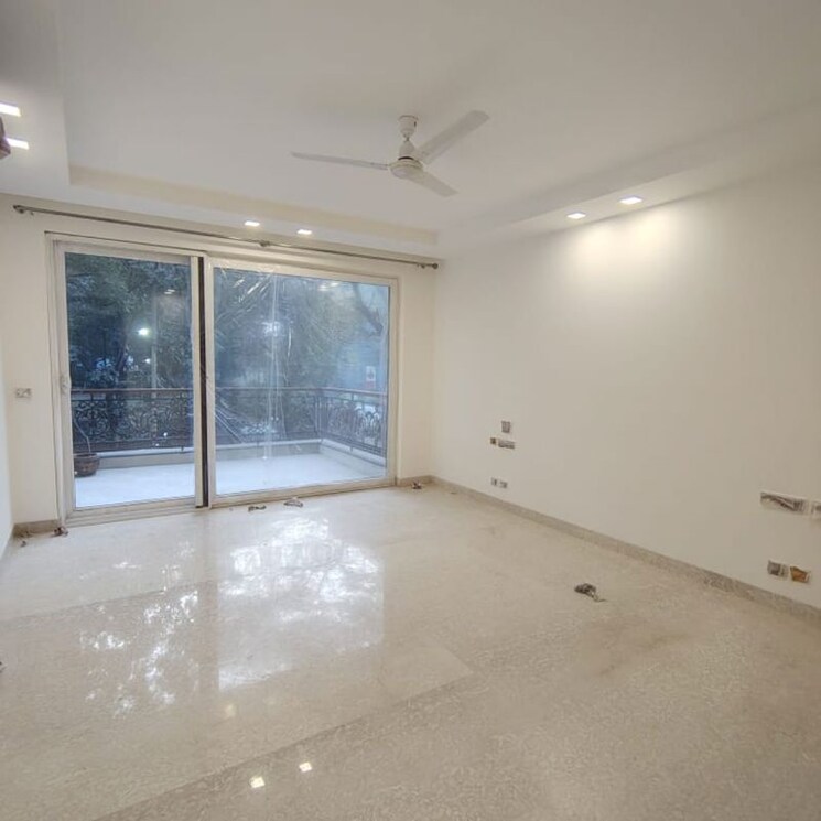Room, vasant vihar 4 Bedroom 3600 Sq.Ft. Builder Floor In Vasant Vihar Delhi 9801040