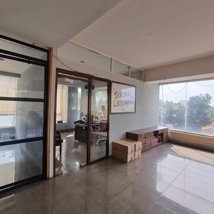 Room, indiranagar Commercial Office Space 10000 Sq.Ft. In Indiranagar Bangalore 9801047