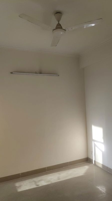 2 BHK Apartment For Sale in Gaur City 2 - 14th Avenue