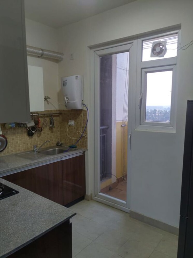 Room, south city 2.5 Bedroom 1310 Sq.Ft. Apartment In South City Ludhiana 9801177