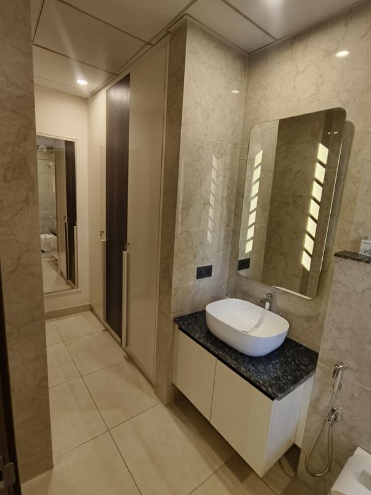 Bathroom, raj-one-good-earth 3.5 Bedroom 1700 Sq.Ft. Builder Floor In Sector 71 Gurgaon 9801183